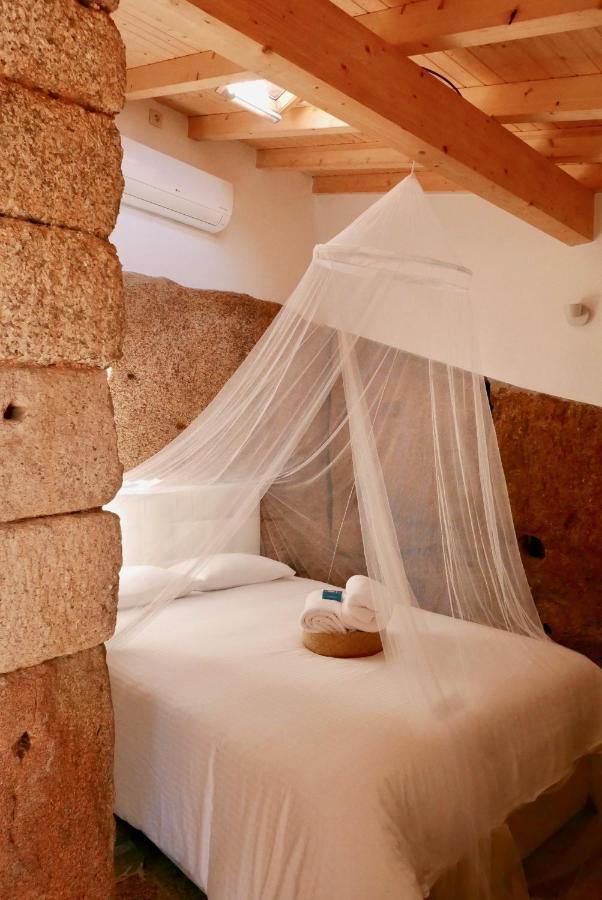 Casa Do Meio Em Quinta De Sao Pedro De Vir-A-Corca Monsanto Luaran gambar